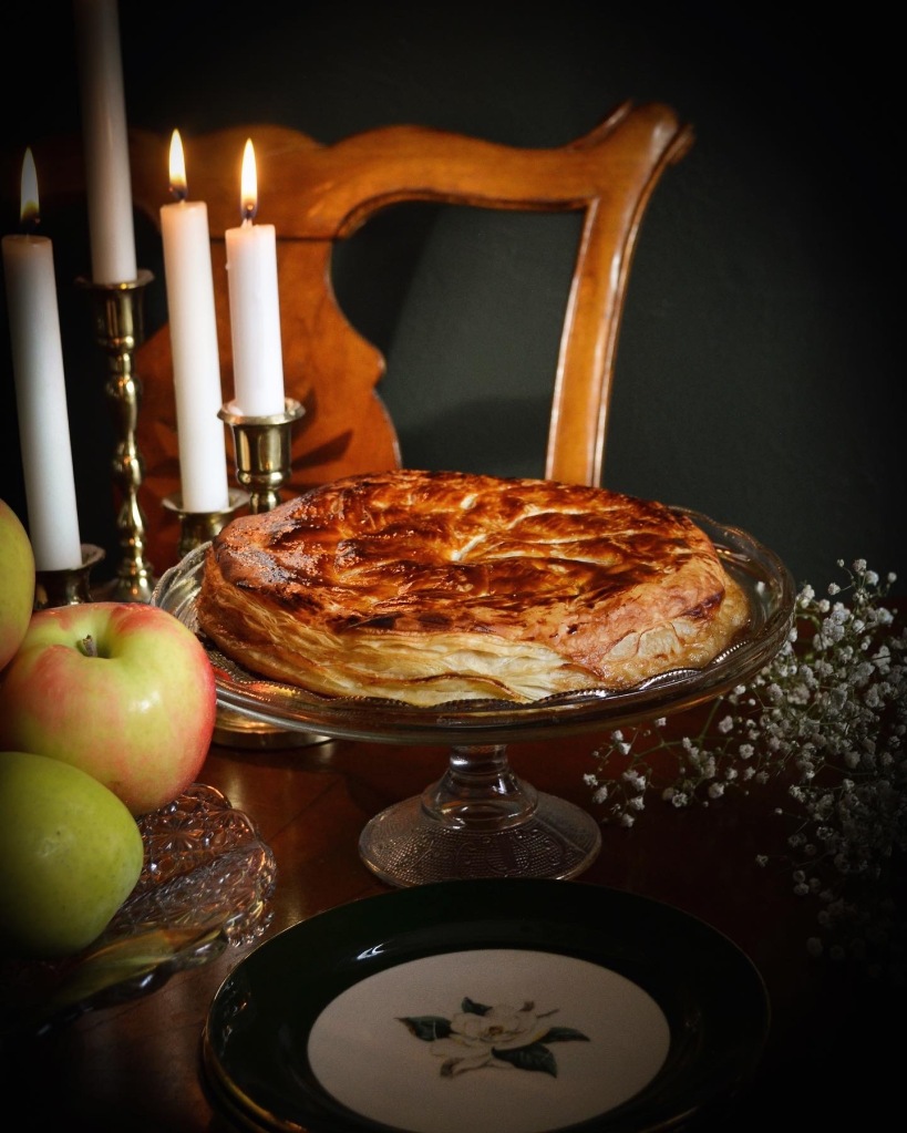 How to make galette des rows with apples. No nuts recipe. 
